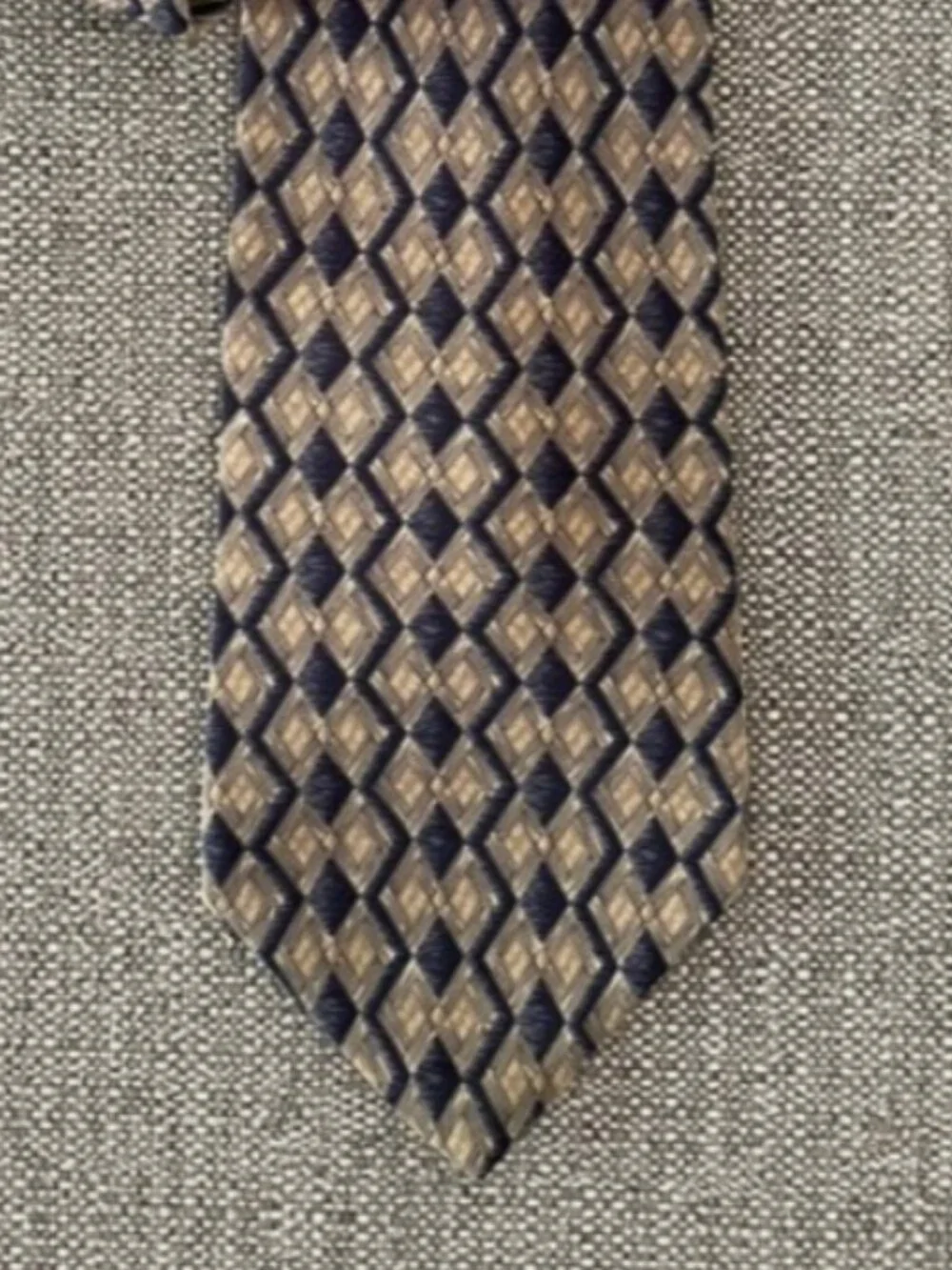 Peter Thomas By Superba 100% Silk Men’s Neck Tie Made In USA Geometric Pattern